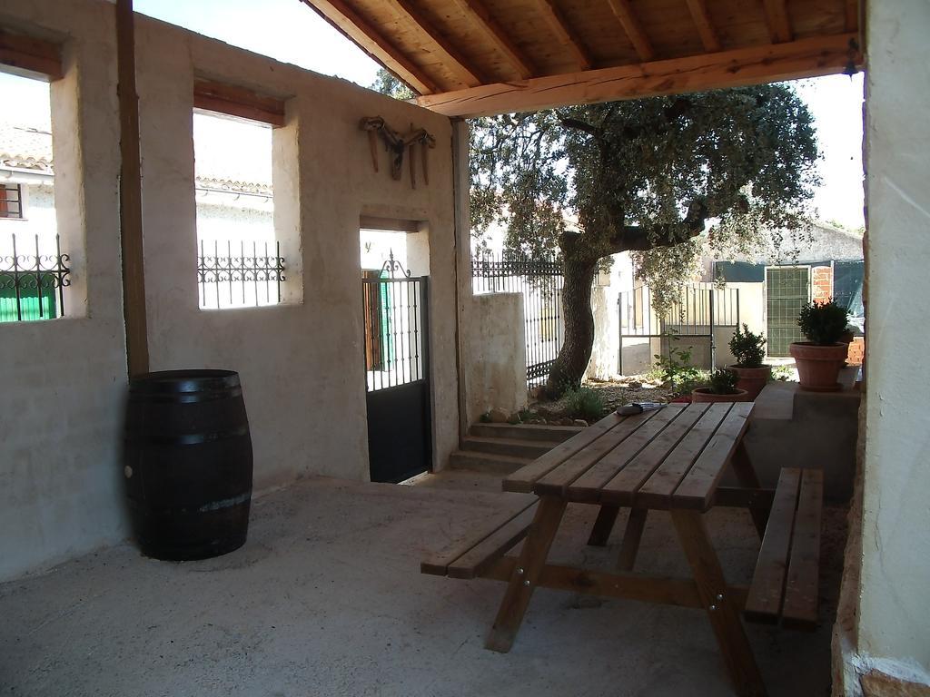Affittacamere La Casa del Cartero Pablo Saldana de Ayllon Esterno foto