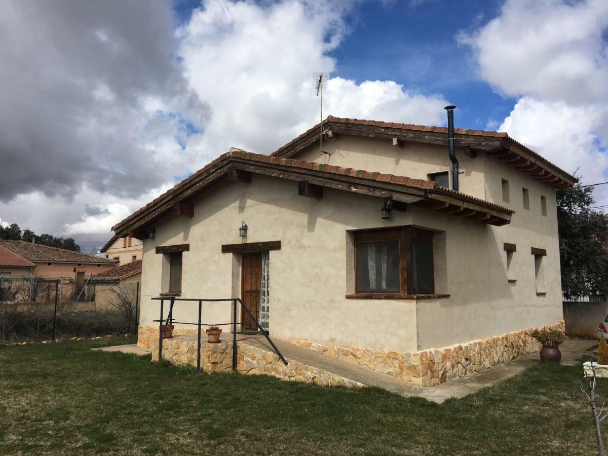 Affittacamere La Casa del Cartero Pablo Saldana de Ayllon Esterno foto
