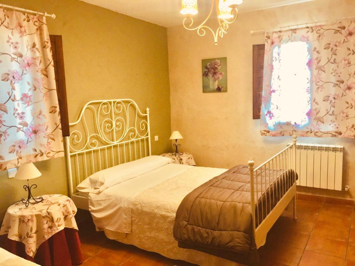 Affittacamere La Casa del Cartero Pablo Saldana de Ayllon Esterno foto